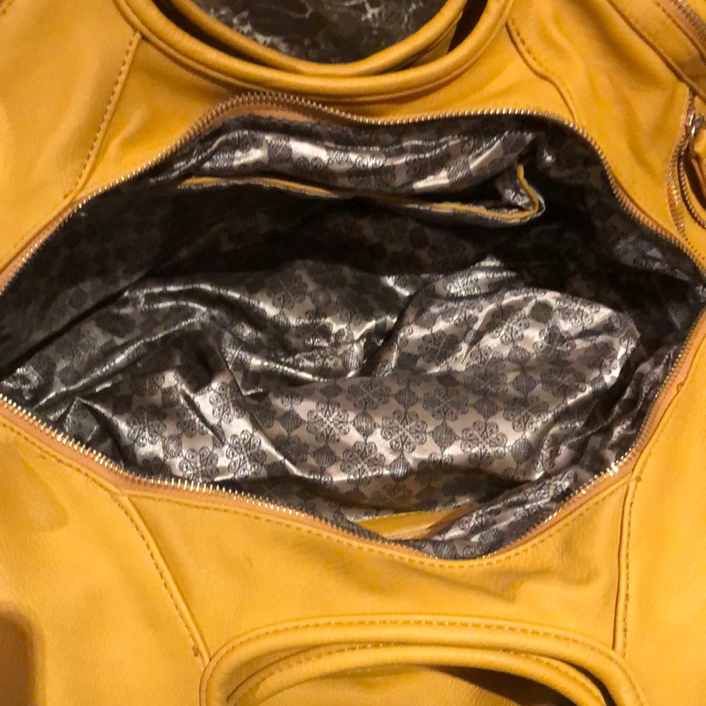 Purse - Picture 4 of 5